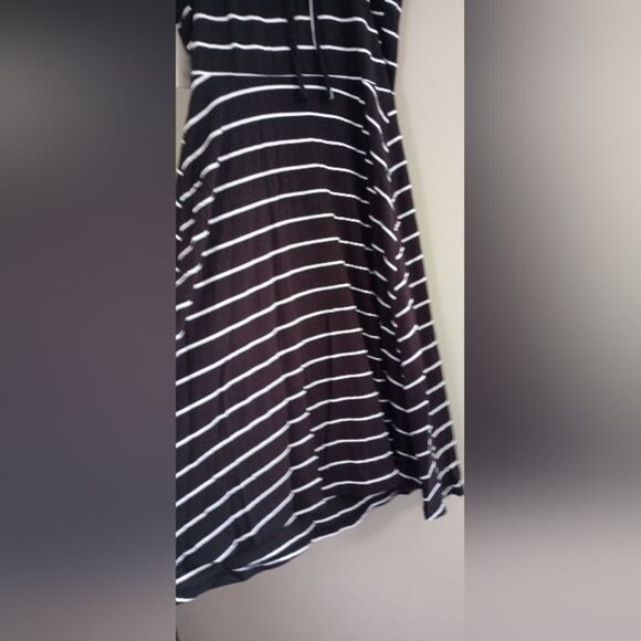NWT SO Black/White Striped Skater Dress with Shelf Bra Size Small - Picture 5 of 7